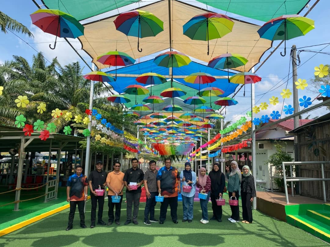 Lawatan oleh Perbadanan Ketua Menteri Melaka (CMI)  ke Mini Zoo Desaru